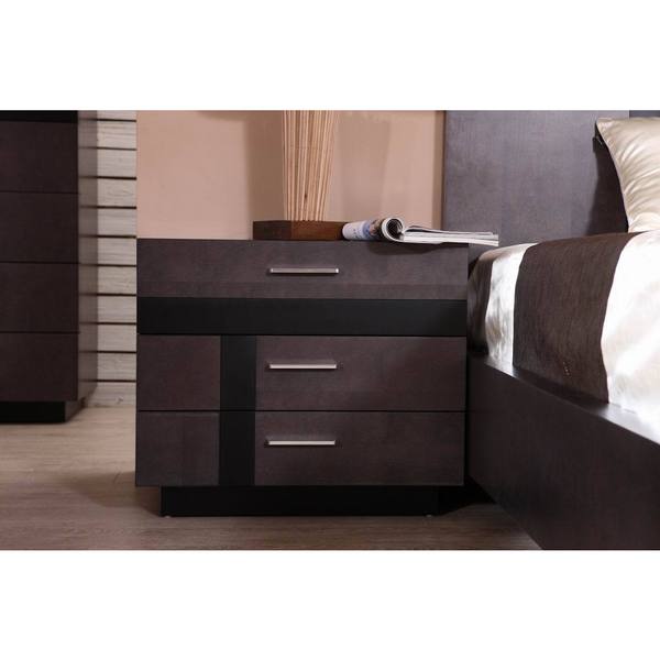 Kendall 3-drawer Nightstand