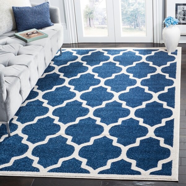 Safavieh Indoor/ Outdoor Amherst Navy/ Beige Rug - 8' x 10'