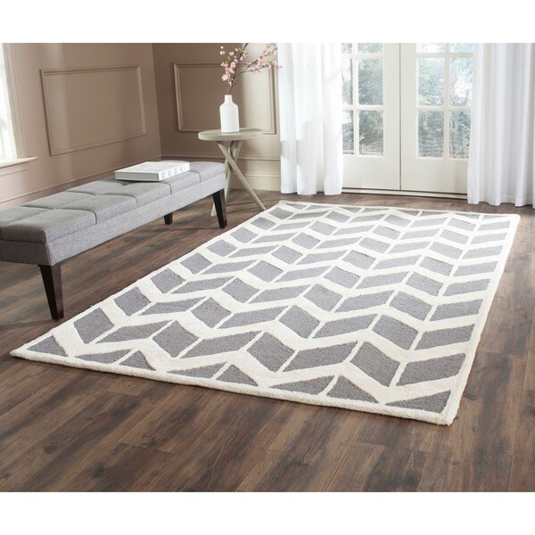 Safavieh Handmade Moroccan Cambridge Dark Grey/ Ivory Wool Rug - 8' x 10'