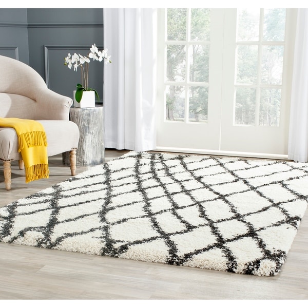 Safavieh Belize Shag Ivory/ Charcoal Moroccan Area Rug - 8' x 10'