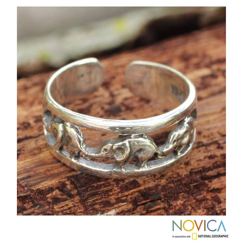 NOVICA Handmade Elephant Walk Sterling Silver Toe Ring (Thailand)