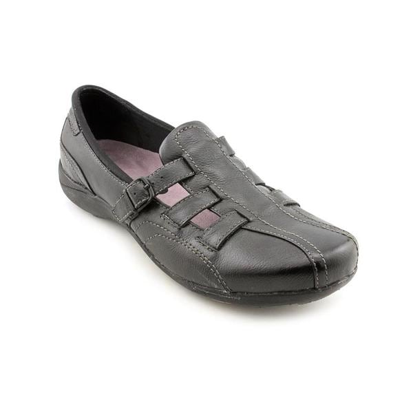 Hush Puppies Womens Ionic Leather Casual Shoes   Wide (Size 8