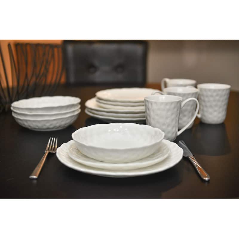 Red Vanilla Marble Round 24Pc. Dinner set.