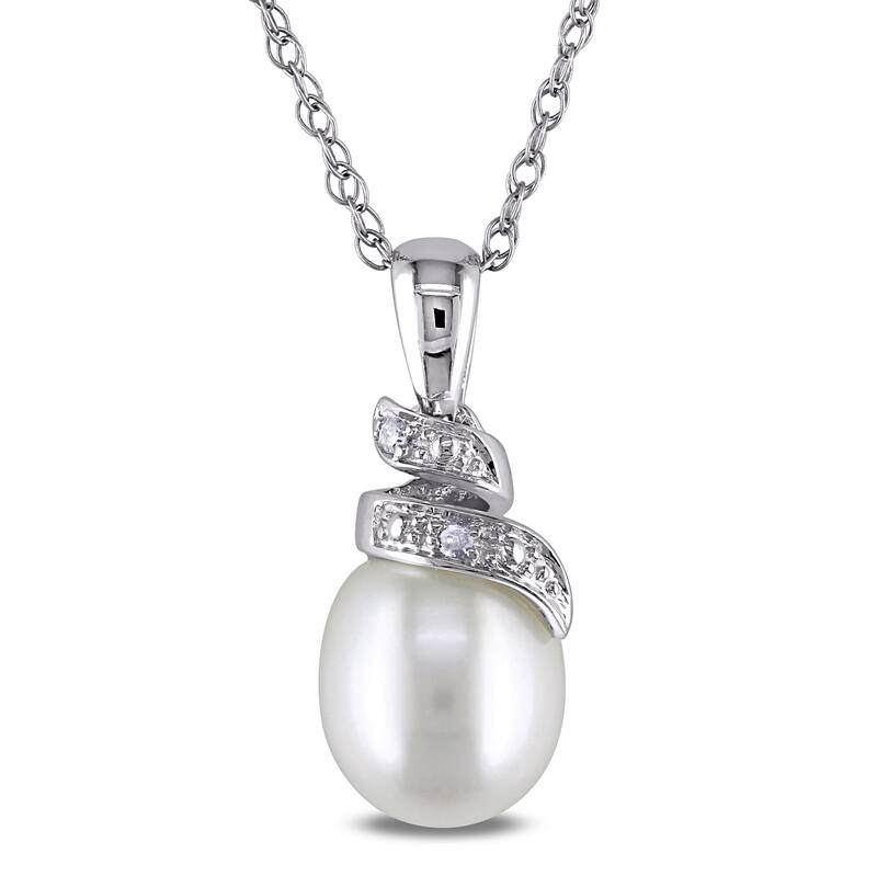 Miadora 10k White Gold Cultured Freshwater White Pearl and Diamond Accent Drop Necklace (6.5-7 mm)