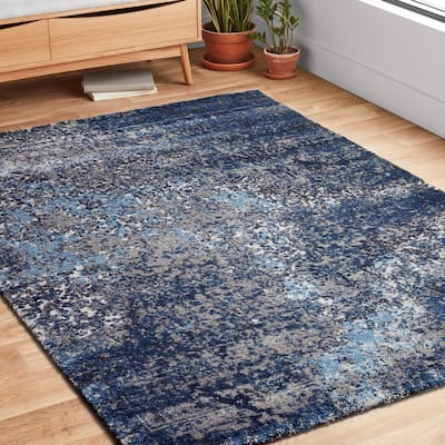 Alexander Home Cassidy Abstract Modern & Modern Area Rug