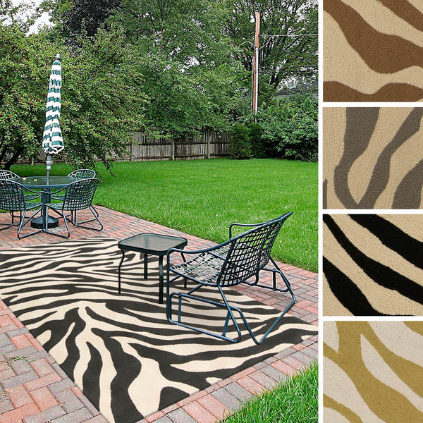 Hand Hooked Adele Zebra Indoor/Outdoor Polypropylene Rug (9 x 12