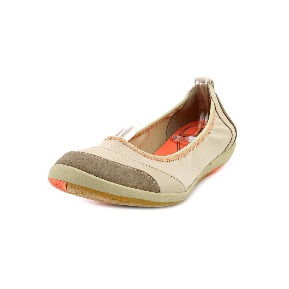 clarks illite ballet