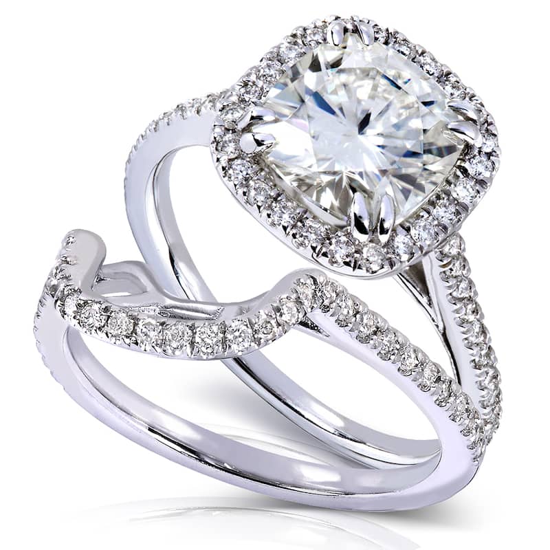 Annello by Kobelli 14k White Gold 2 1/2ct TGW Cushion-cut Moissanite and Diamond Halo Bridal Rings Set (2 Piece Set)