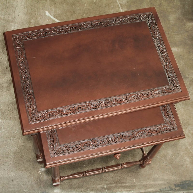Handmade Classic Duo Set of 2 Dark Brown Hand Tooled Leather and Tornillo Wood Nesting End Tables (Peru)