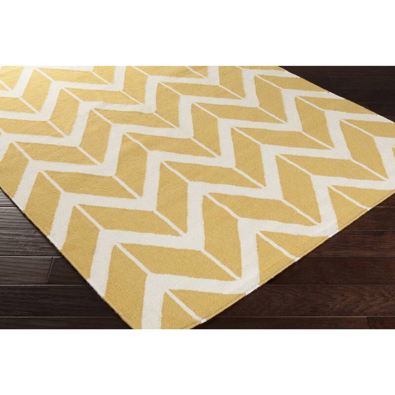 Hand-woven Ora Reversible Wool Area Rug