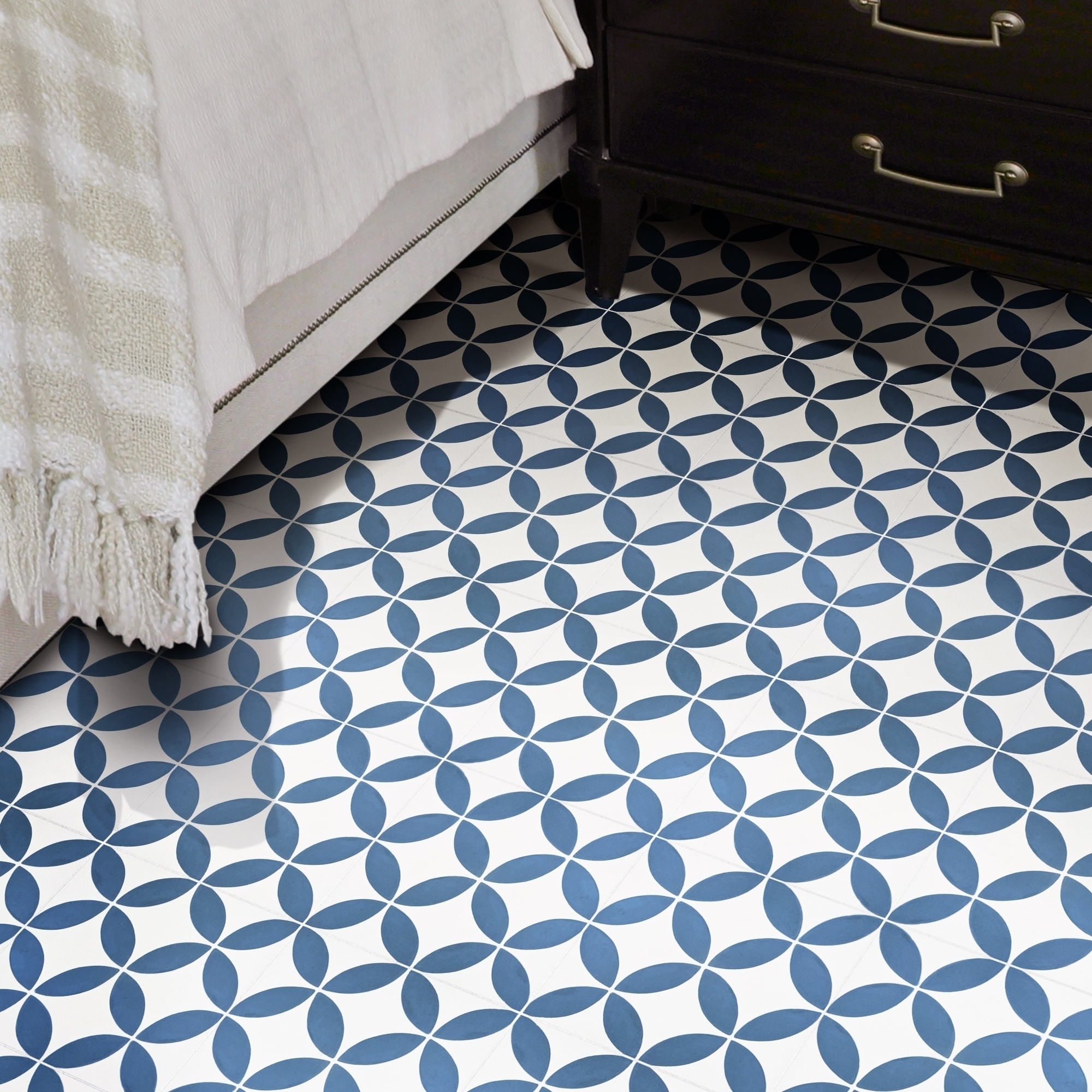 Handmade Amlo in White and Blue Tile, Pack of 12 (Morocco)
