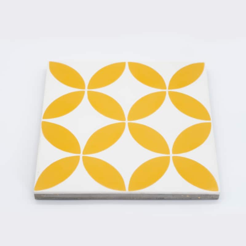 Handmade Amlo White/Yellow Tile, Pack of 12 (Morocco)