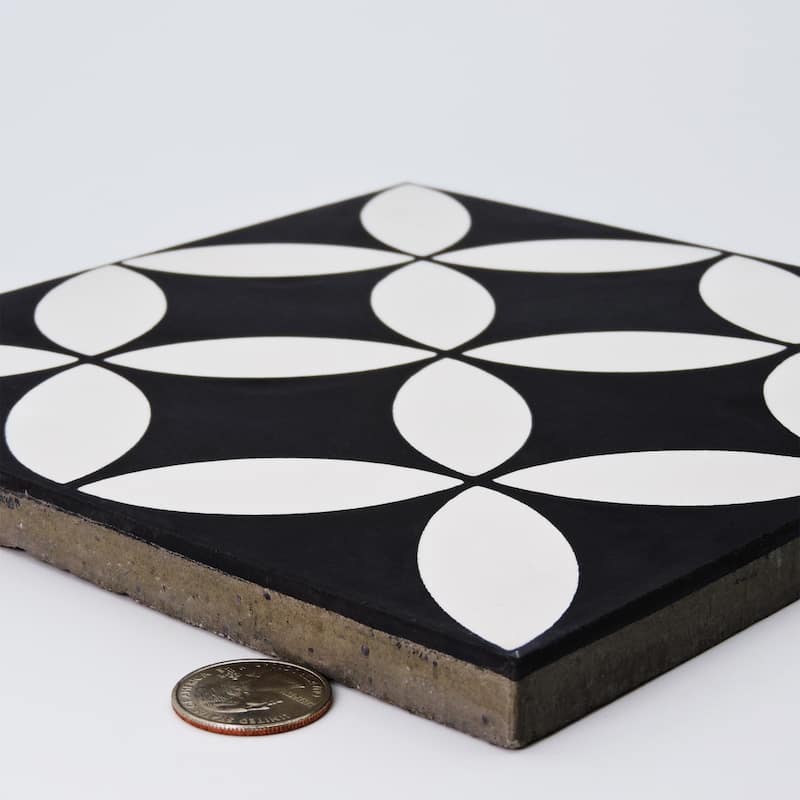 Handmade Amlo Black/White Tile, Pack of 12 (Morocco)