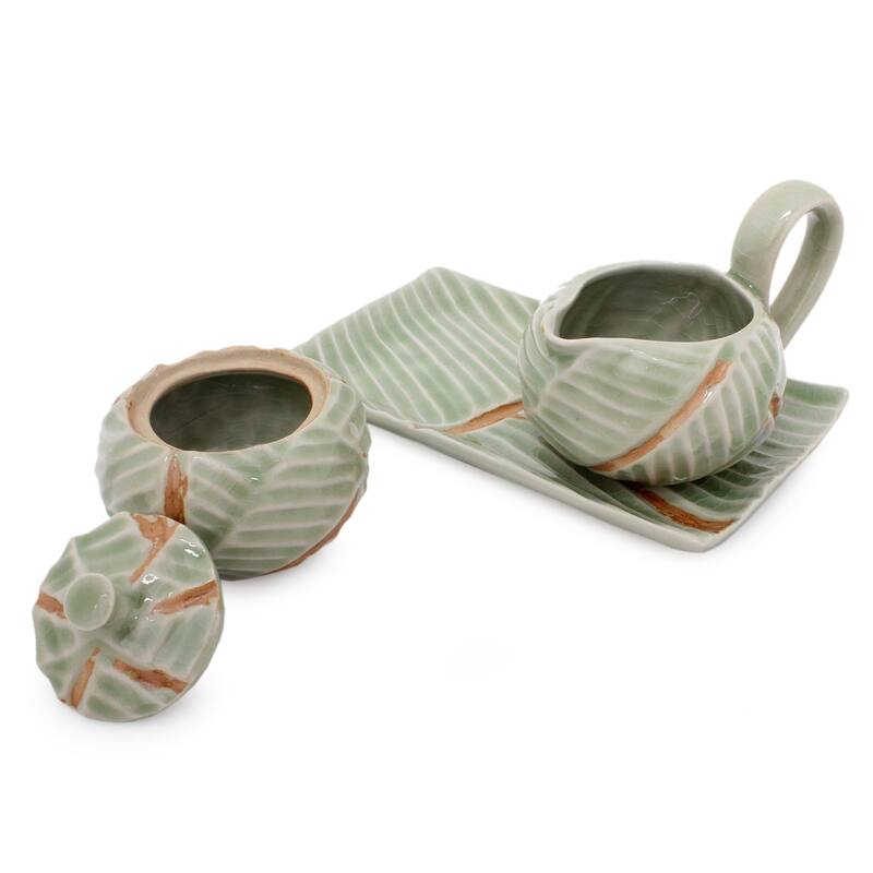 Handmade Celadon Set of 2 Ceramic Leaf Sugar Bowl and Creamer (Thailand)