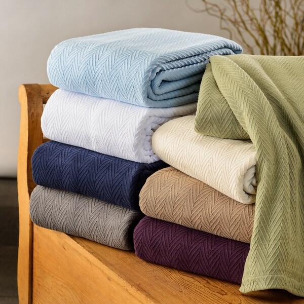Shop Superior All-season Luxurious 100-Percent Cotton Metro Blanket ...