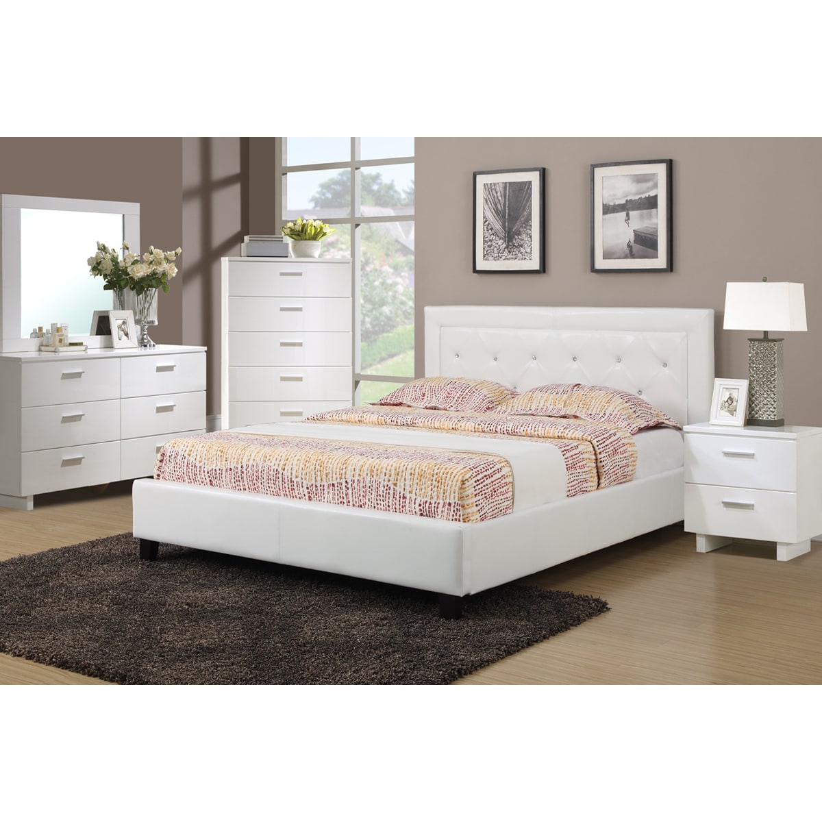 Podolinec 4 Piece Bedroom Set With Matching Nightstand Mirror And Dresser Overstock 9672186