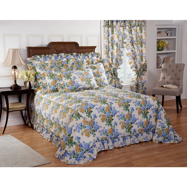 Plisse Hydrangea Floral Bedspread