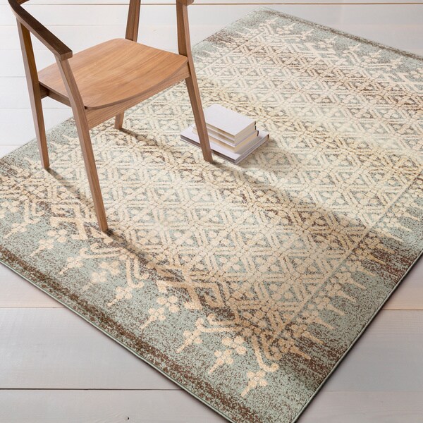 Artfully Crafted Polly Area Rug - 5'2" x 7'6"