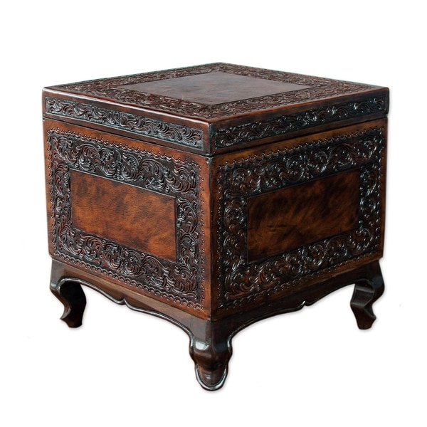 Handmade Leather and Mohena Wood Storage Ottoman (Peru) - Dark brown