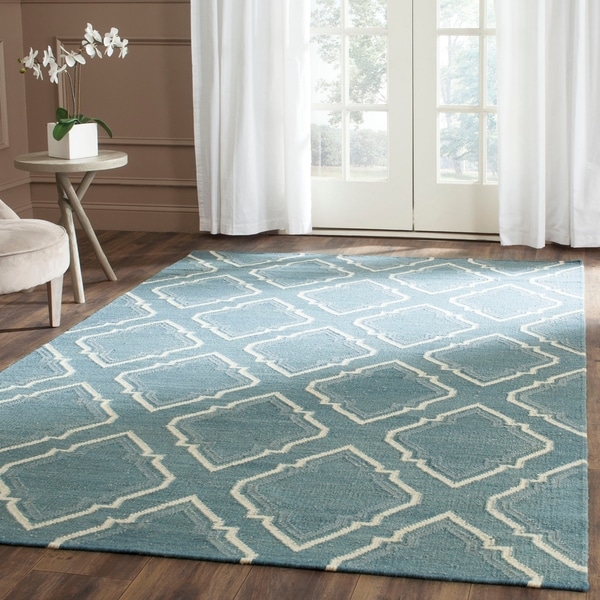 Safavieh Hand-woven Dhurries Blue/ Ivory Wool Rug - 8' X 10'
