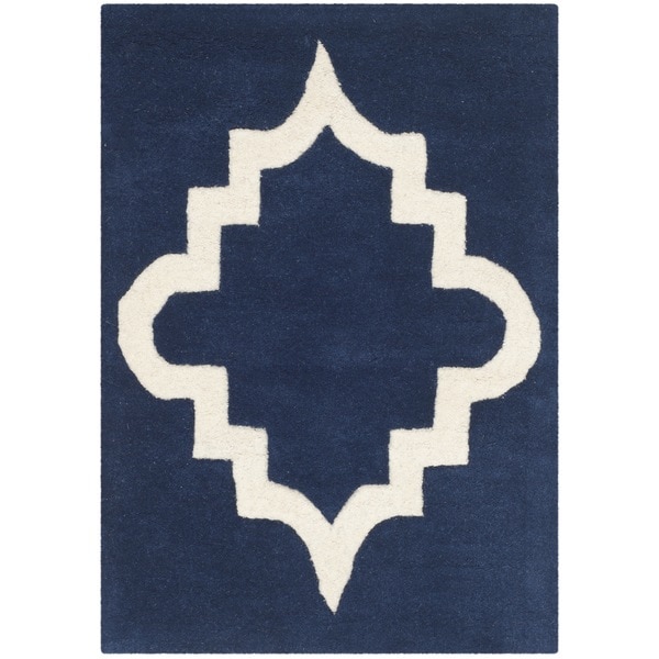 Safavieh Handmade Chatham Dark Blue/ Ivory Wool Rug - 3' x 5'