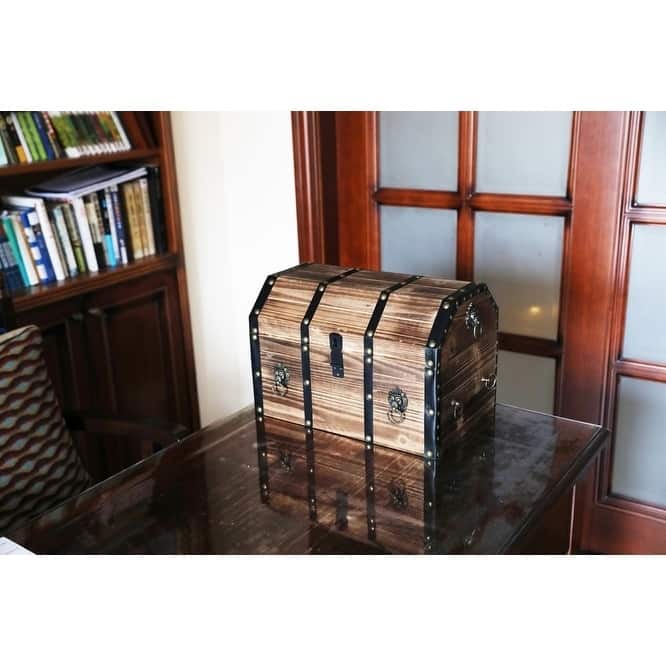 Large Wooden Pirate Lockable Trunk with Lion Rings - Brown