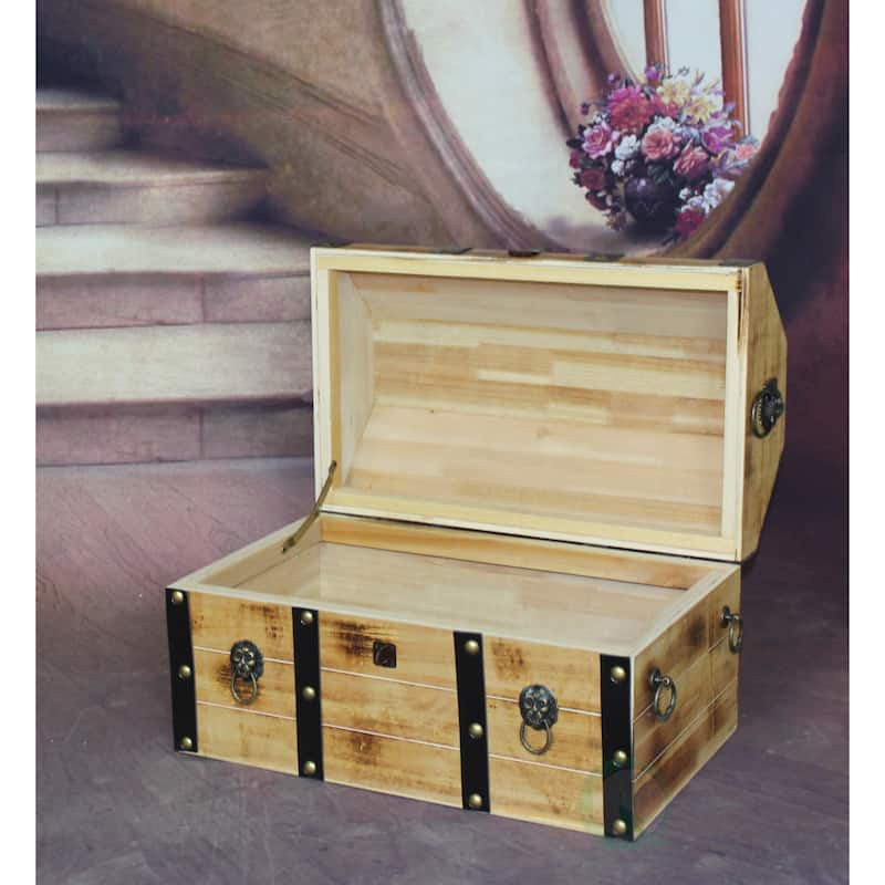 Large Wooden Pirate Lockable Trunk with Lion Rings - Brown