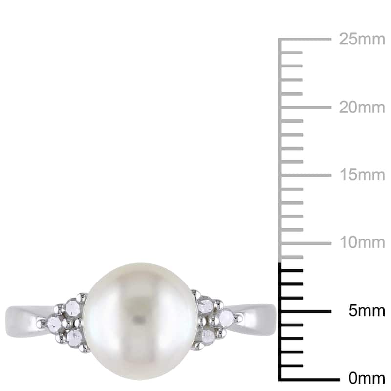 Miadora Sterling Silver Cultured Freshwater Pearl and 1/8ct TDW Diamond Cocktail Ring (8-8.5 mm)
