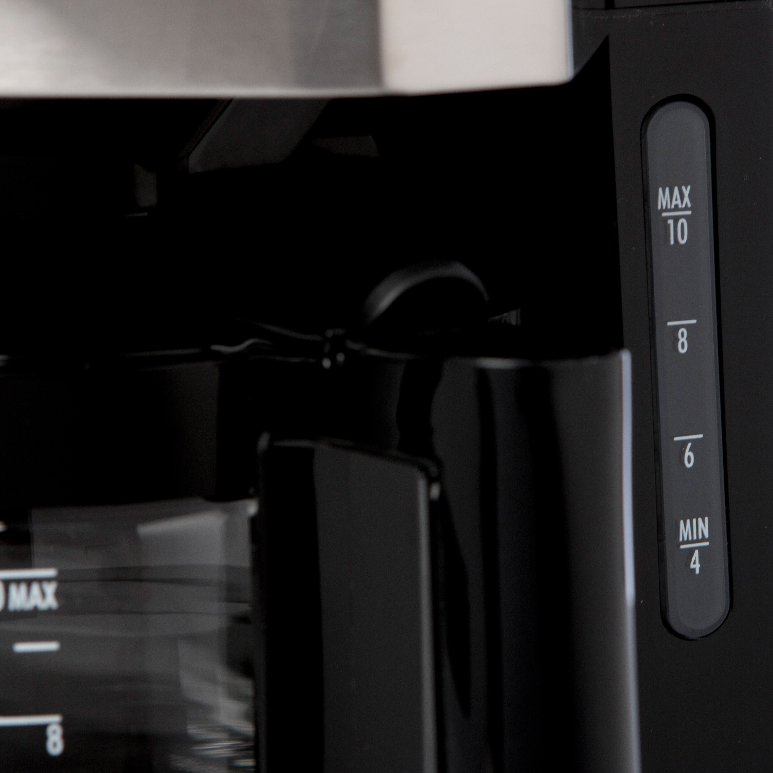 DeLonghi Espresso Machine Combo Drip Coffee Maker BC0330T