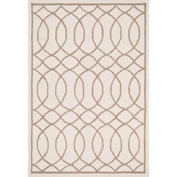 Hand Hooked Carolyn Curved Trellis Rug (50 x 76)