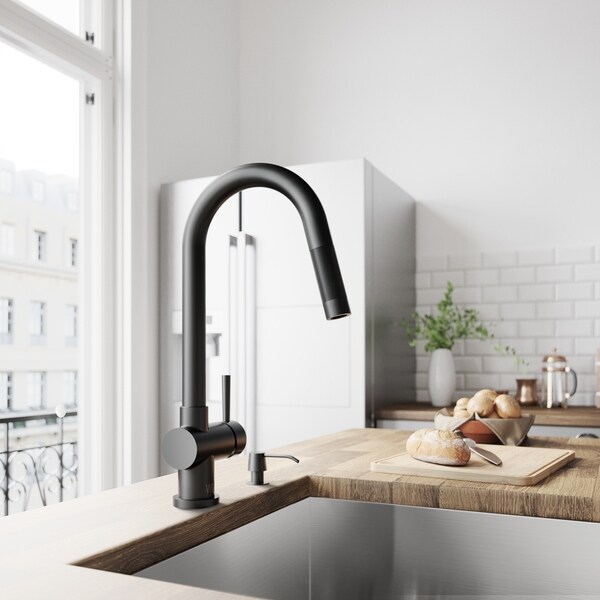VIGO Gramercy Pull-Down Kitchen Faucet In Matte Black