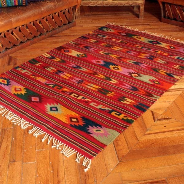 Handmade Unique Zapotec Wool Red Area Rug (Mexico) - 4' x 6'/Surplus