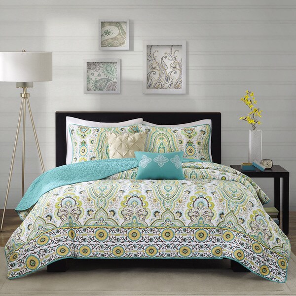 Intelligent Design Ellie Green Coverlet Set