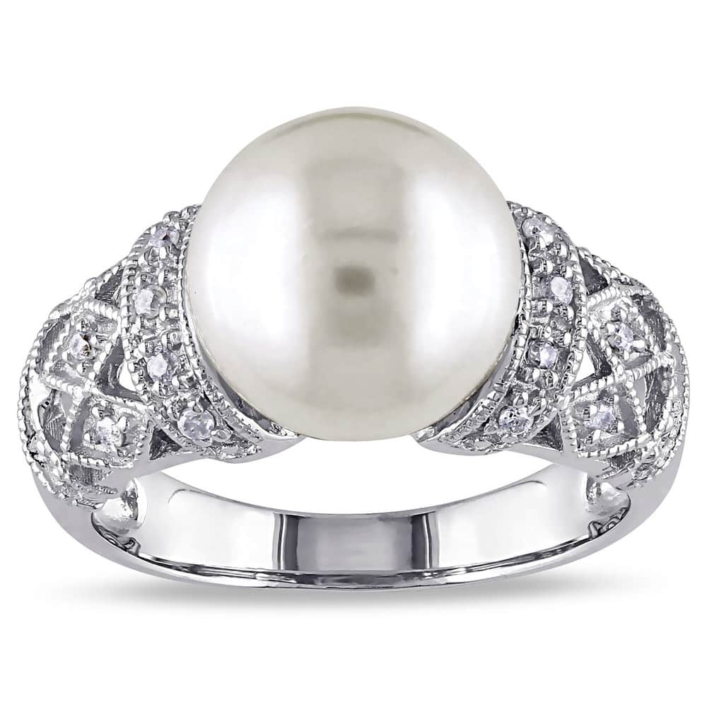 Miadora Silver Cultured White Pearl and 1/10ct TDW Diamond Ring (H-I, I2-I3)