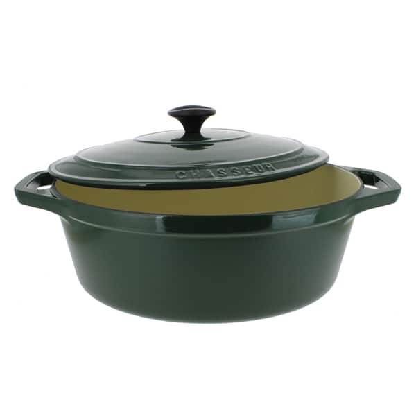 https://ak1.ostkcdn.com/images/products/9792218/Chasseur-Green-Cast-Iron-Oval-Casserole-with-Lid-4.75-quart-14-x-9-4c78a7f4-4fb6-481b-b2af-e2c1b0c00722_600.jpg?impolicy=medium