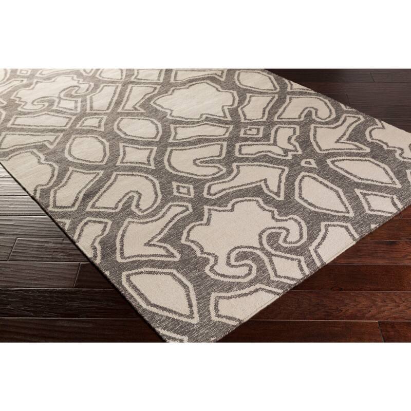 Hand-Woven Aliana Damask Wool Area Rug