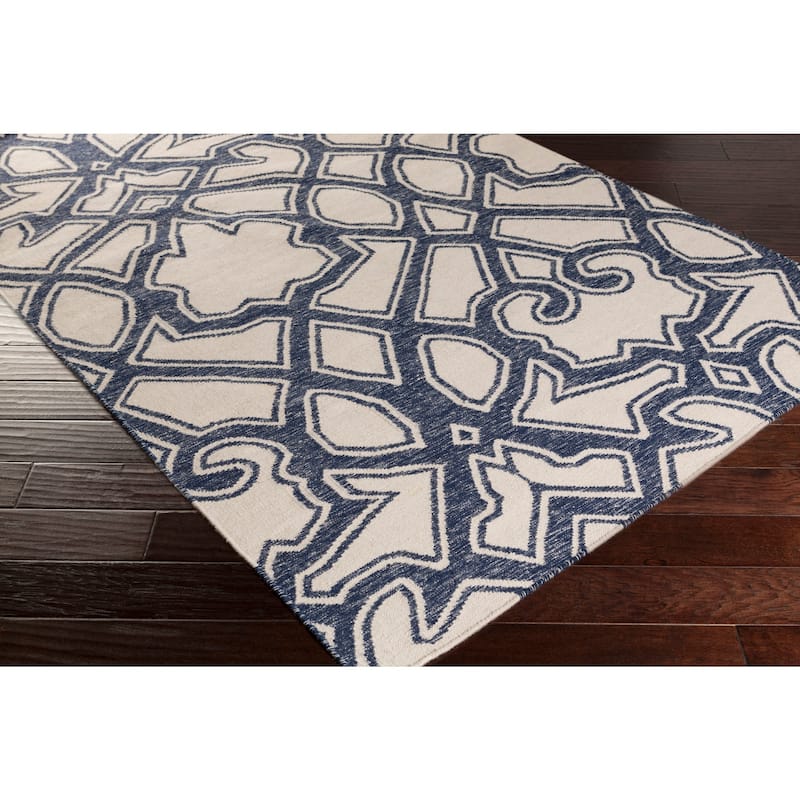 Hand-Woven Aliana Damask Wool Area Rug