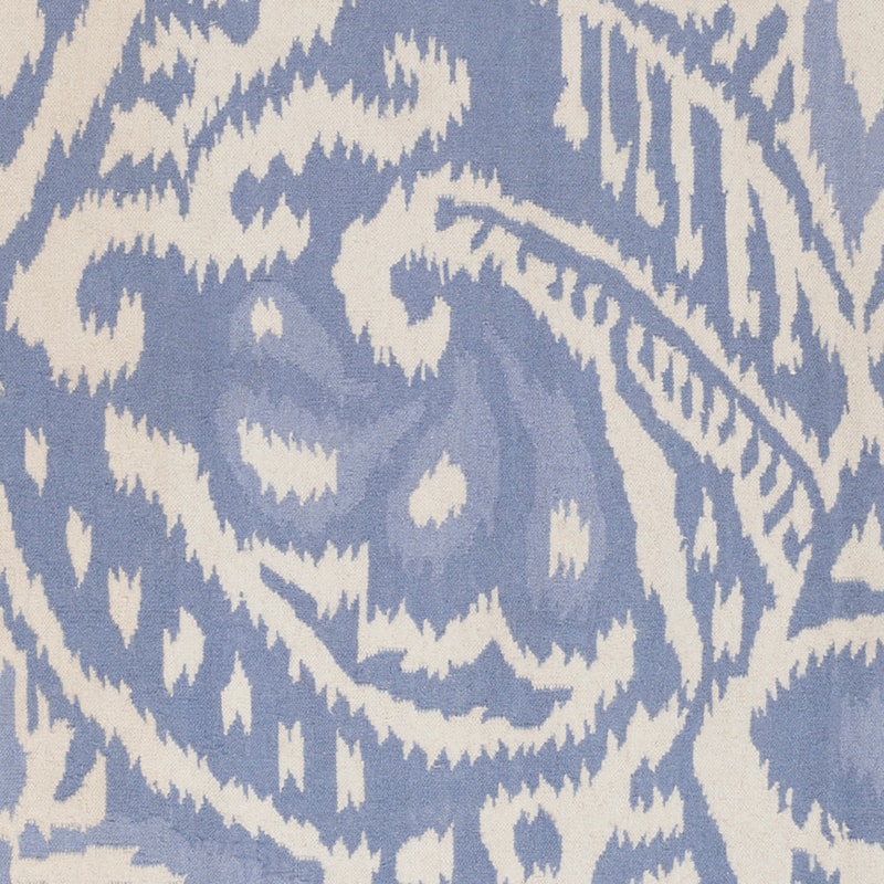 Hand-woven Cailyn Ikat Reversible Area Rug