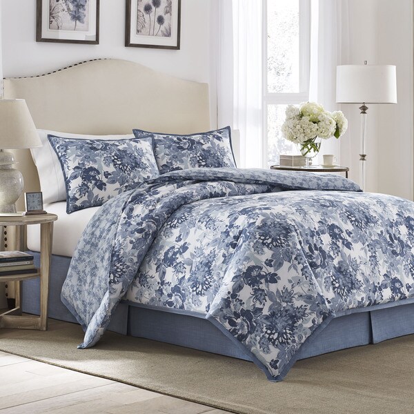 Shop Laura Ashley Ellison Reversible Cotton 4-piece Comforter Set ...