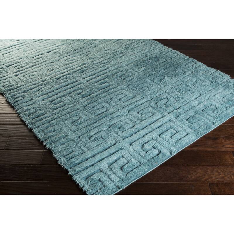 Hand-Woven Matthew Solid Pattern Wool Area Rug