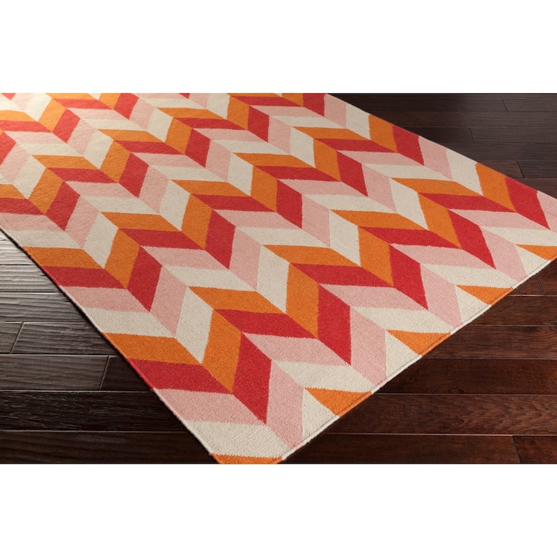 Hand-Woven Kristy Contemporary Wool Area Rug