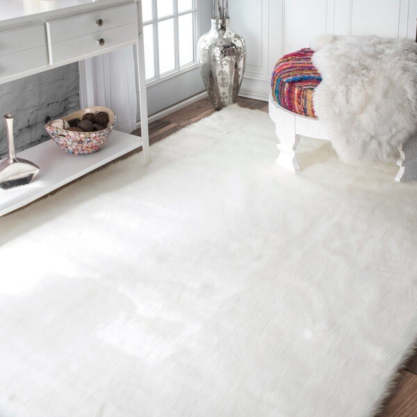 Silver Orchid Rita Faux Flokati Sheepskin Solid Soft and Plush Cloud Shag Area Rug