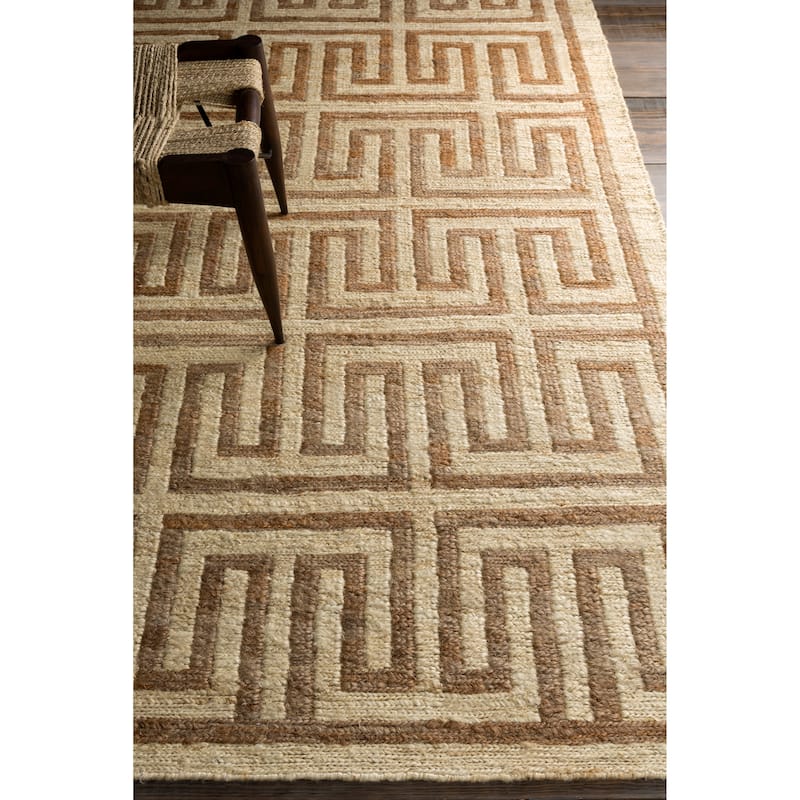 Hand-Woven Gilberto Geometric Pattern Jute Area Rug