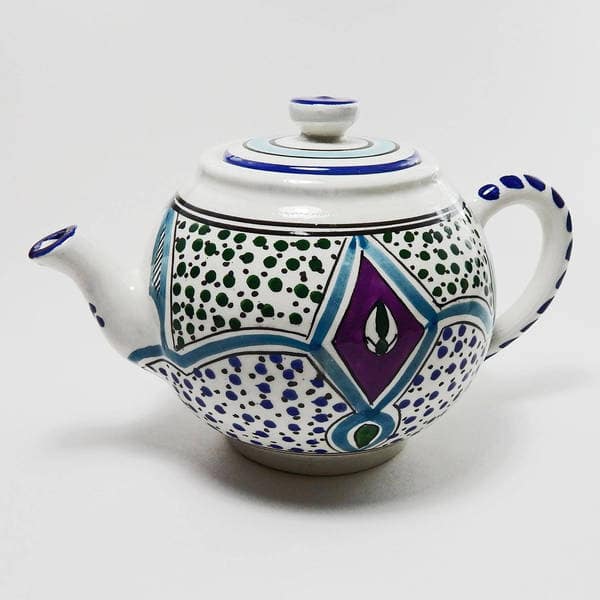 Black Cast Iron Tea Kettle Set for 2 - Contemporary Dutch Hobnail Design with Trivet, Two Cups - 1200 ml