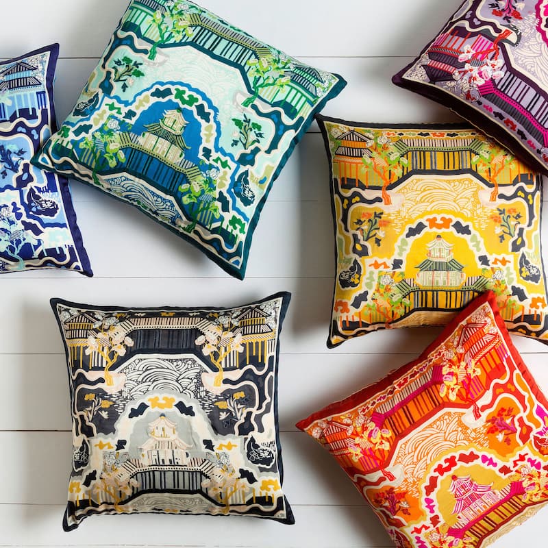 Decorative Campbell 22-inch Poly or Feather Down Filled Throw Pillow
