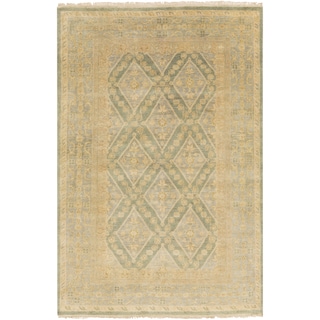Hand-Knotted Colin Border New Zealand Wool Area Rug - 5'6" x 8'6" - 5'6" x 8'6"