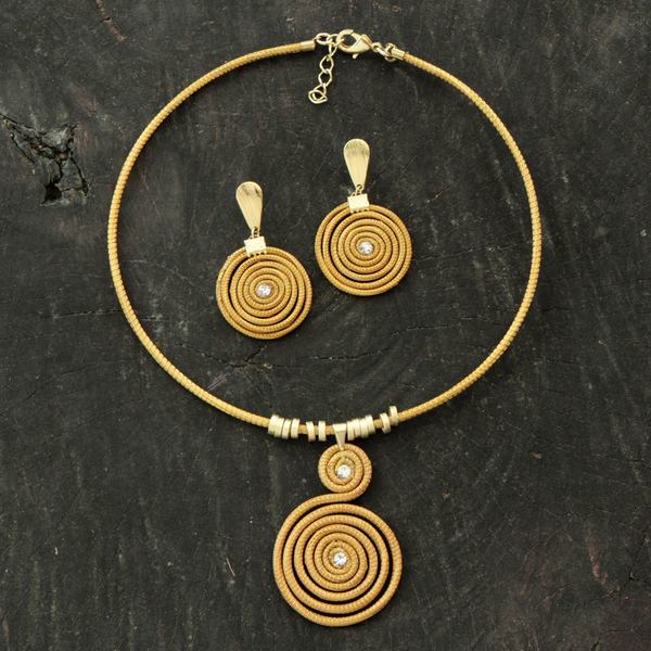 Handmade Golden Grass Gold Overlay 'Jalapao Evolution' Jewelry Set