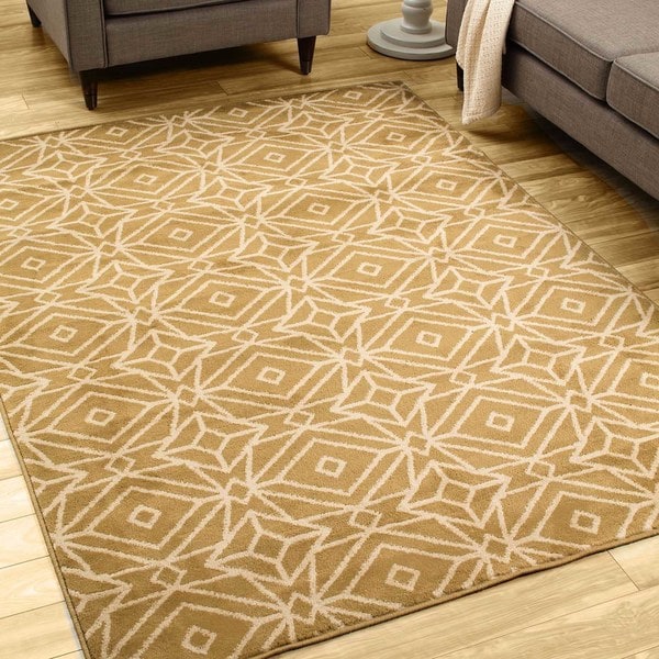 Diamond Geometric Gold/ Ivory Rug (1'10 x 2'10) - 1'10" x 2'10"
