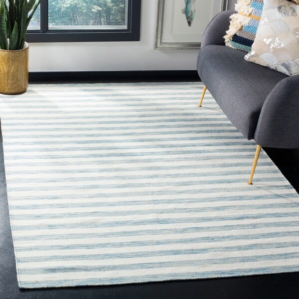 Safavieh Hand-Woven Dhurries Aqua/ Ivory Wool Rug - 5' x 8'
