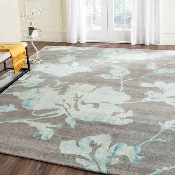 Safavieh Handmade Dip Dye Watercolor Vintage Grey/ Turquoise Wool Rug - 6' x 9'